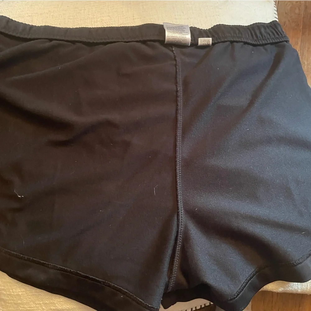 Women’s Adidas XL shorts